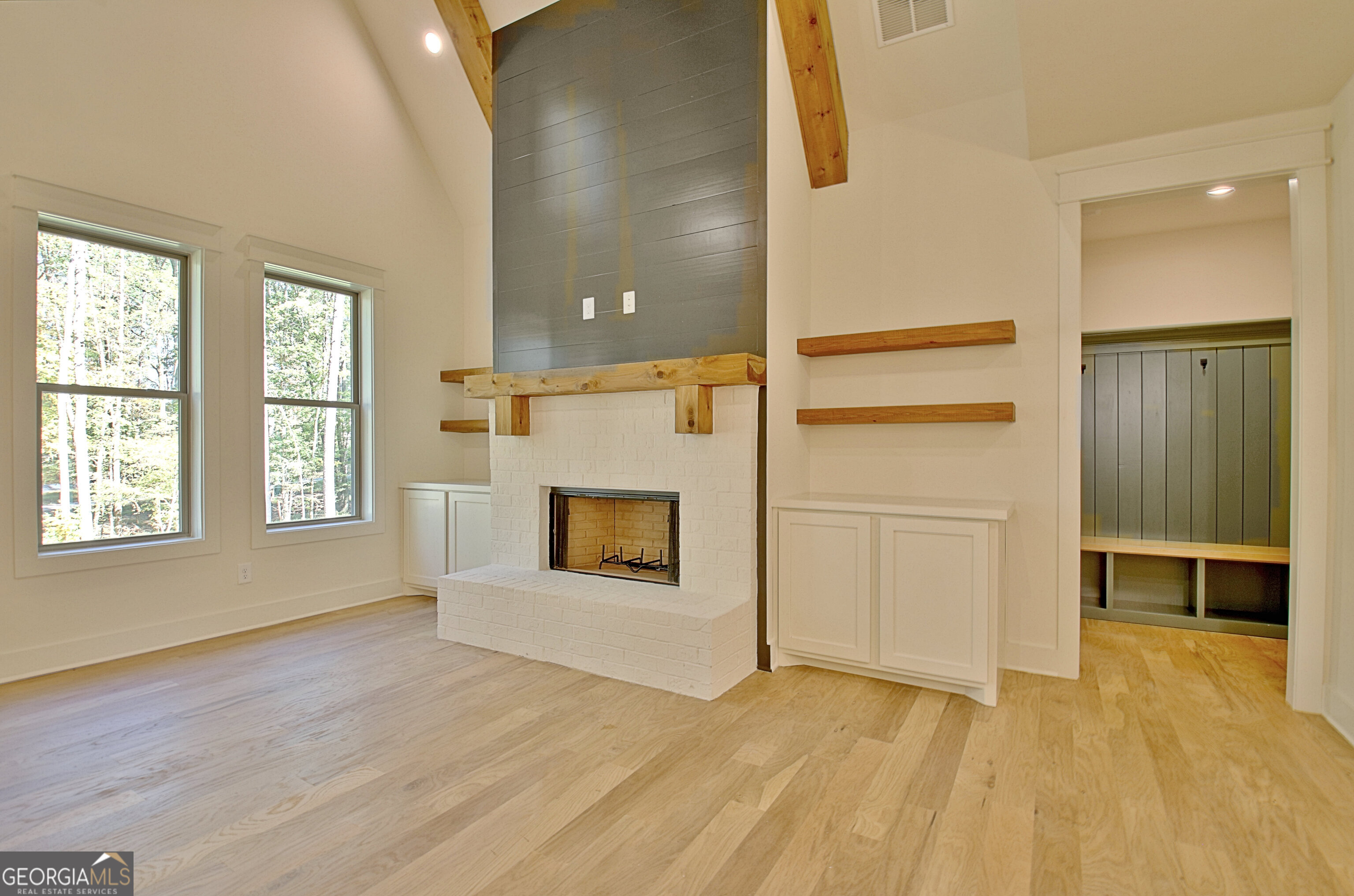 Moreland, Georgia 30259, United States, 4 Bedrooms Bedrooms, ,4 BathroomsBathrooms,Residential,Pending,78377