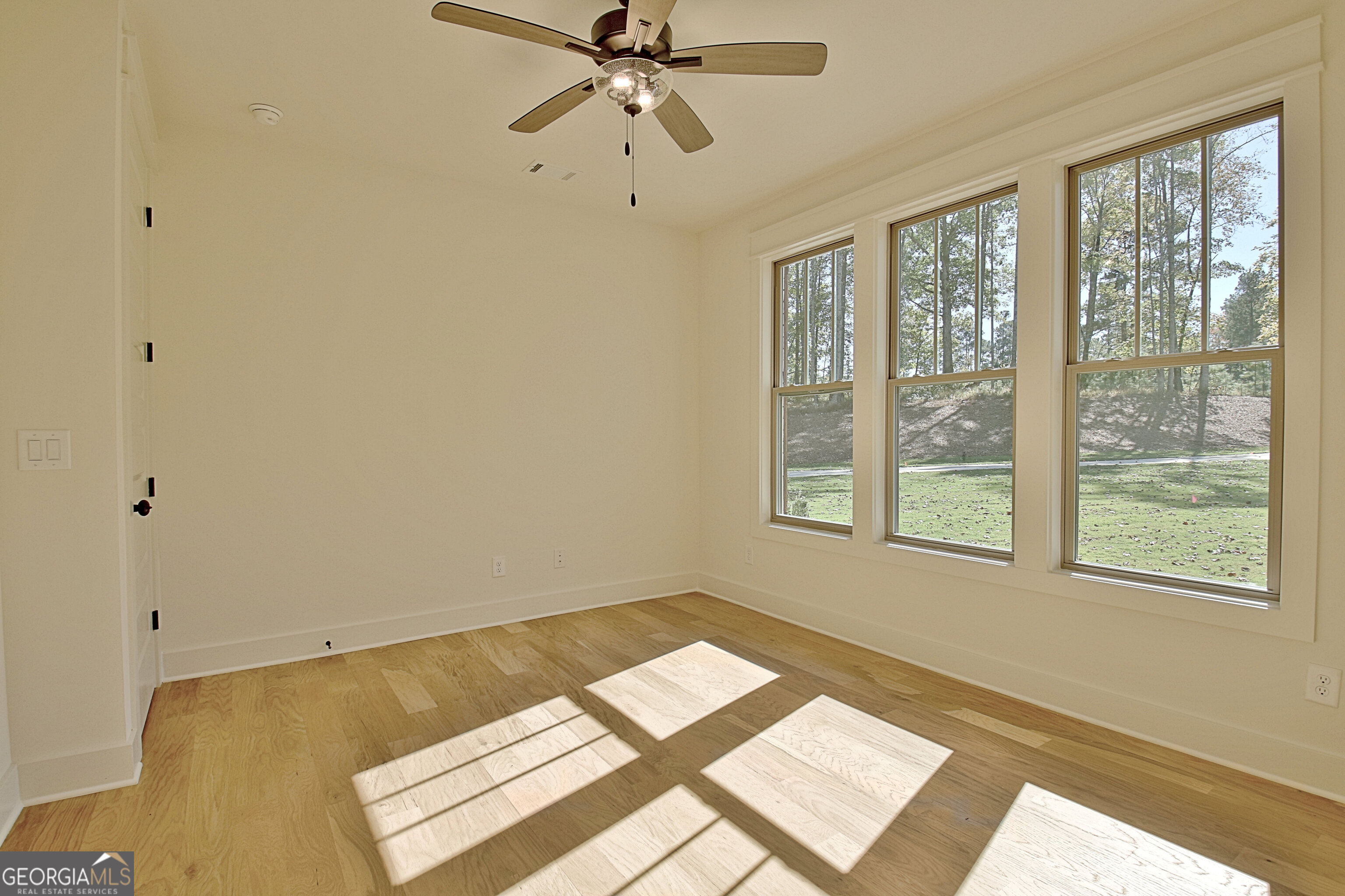 Moreland, Georgia 30259, United States, 4 Bedrooms Bedrooms, ,4 BathroomsBathrooms,Residential,Pending,78377