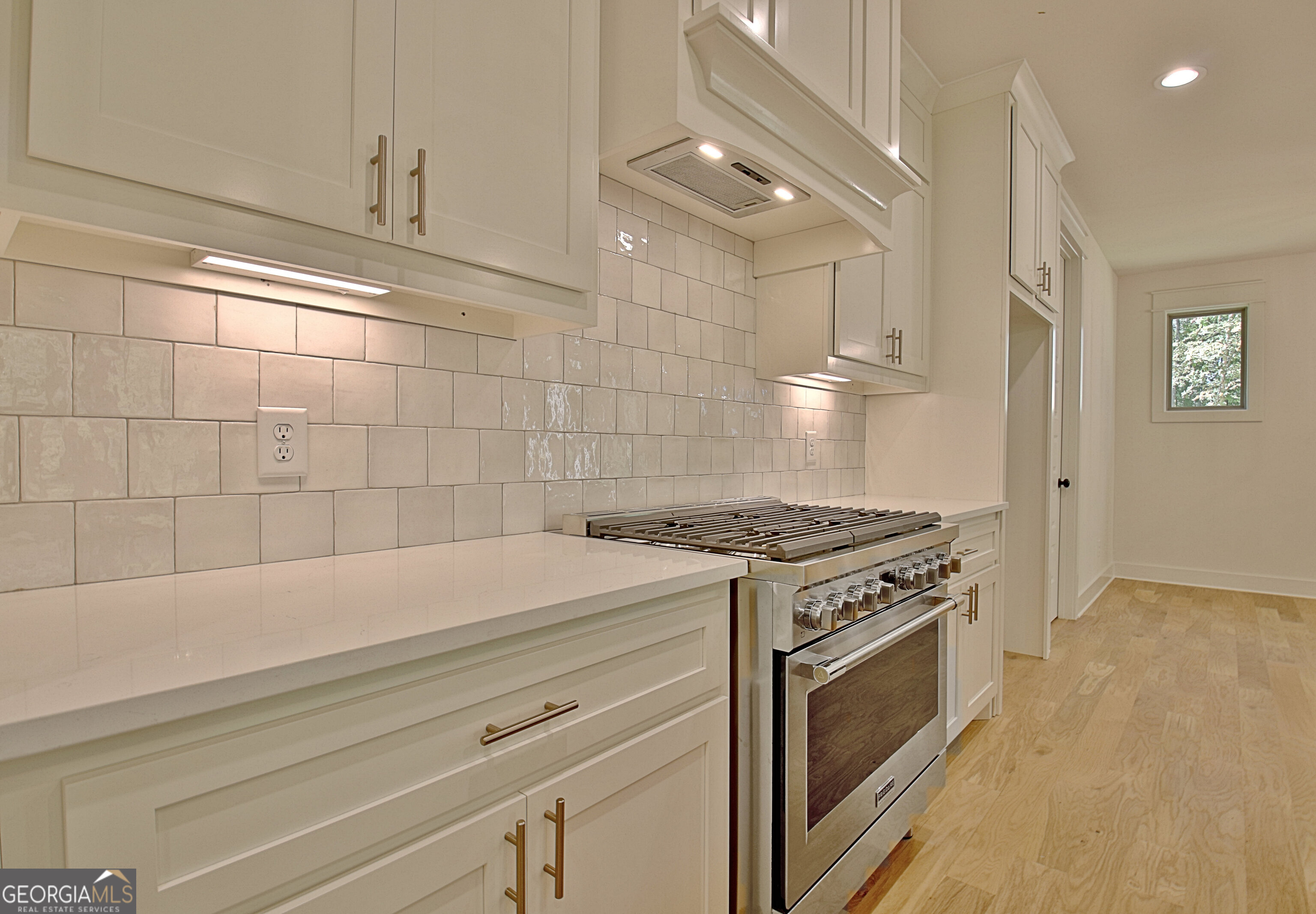 Moreland, Georgia 30259, United States, 4 Bedrooms Bedrooms, ,4 BathroomsBathrooms,Residential,Pending,78377