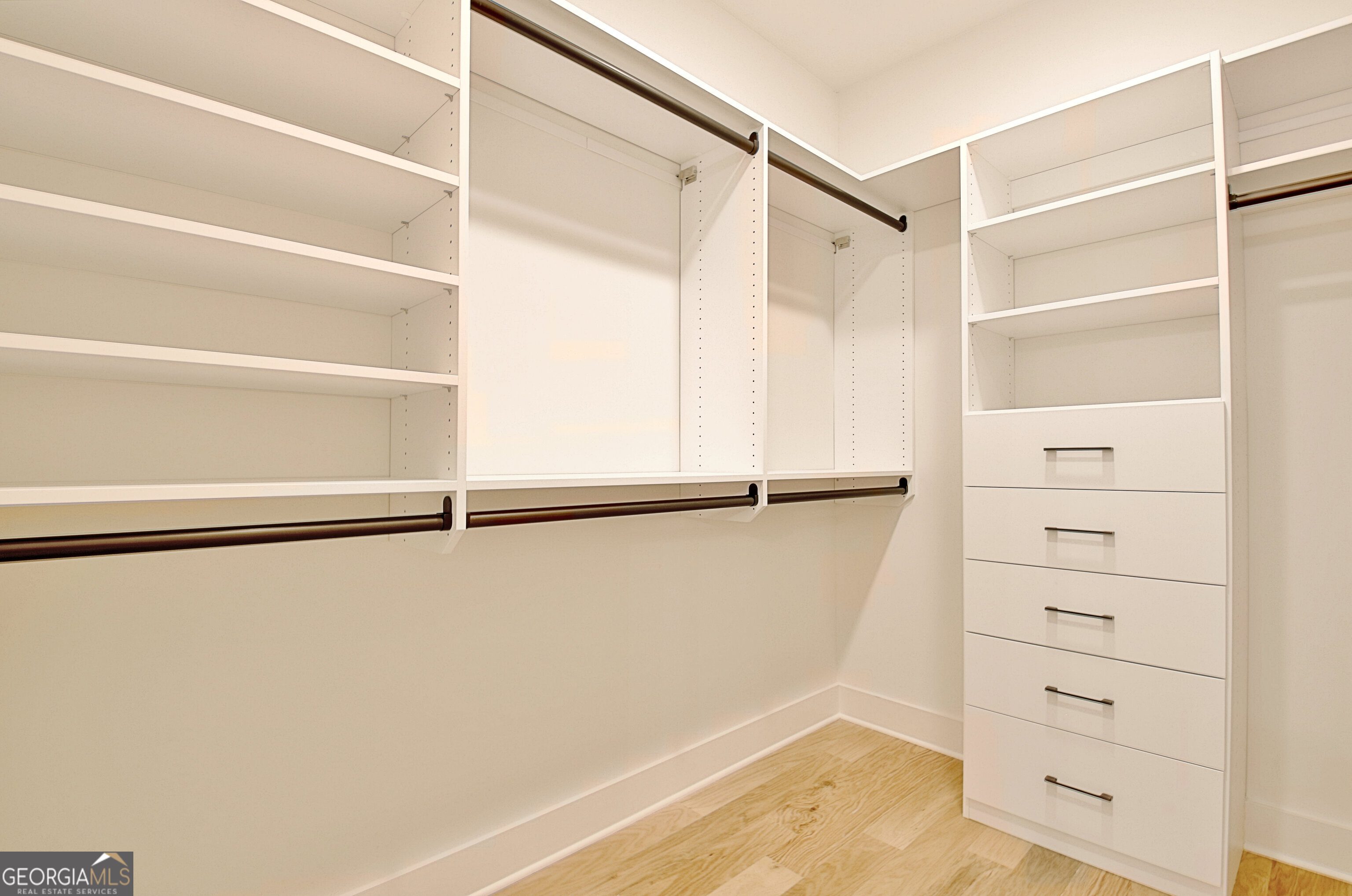 Moreland, Georgia 30259, United States, 4 Bedrooms Bedrooms, ,4 BathroomsBathrooms,Residential,Pending,78377