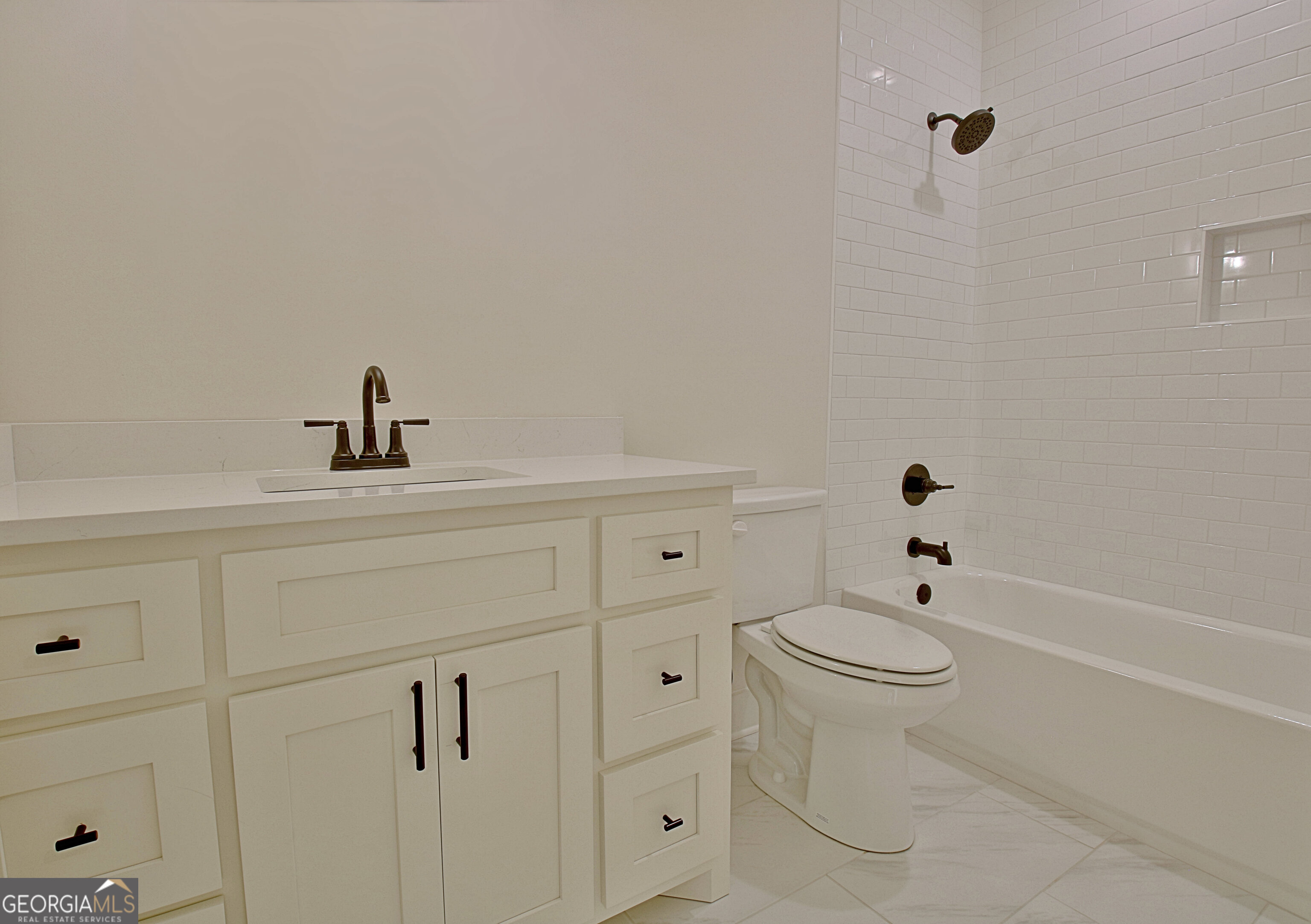 Moreland, Georgia 30259, United States, 4 Bedrooms Bedrooms, ,4 BathroomsBathrooms,Residential,Pending,78377