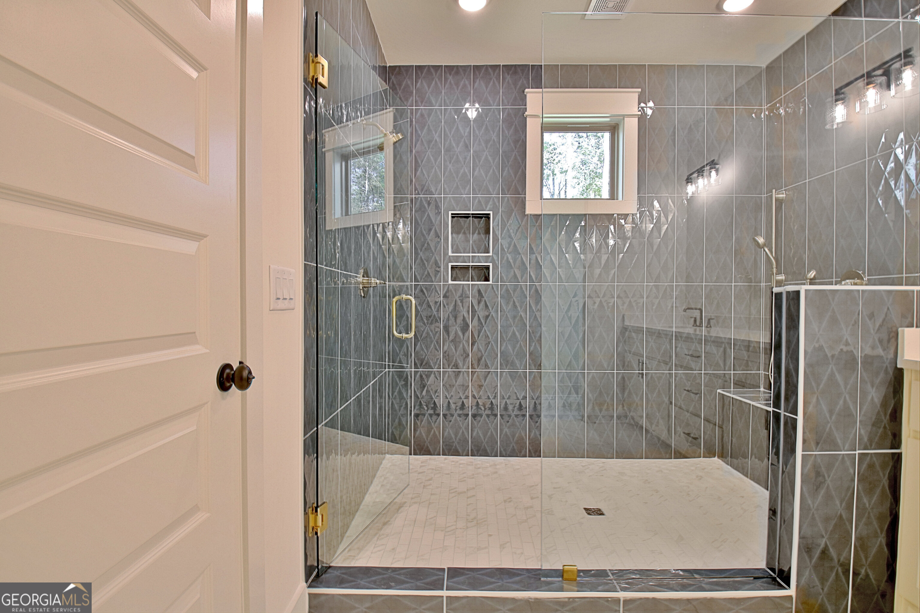 Moreland, Georgia 30259, United States, 4 Bedrooms Bedrooms, ,4 BathroomsBathrooms,Residential,Pending,78377