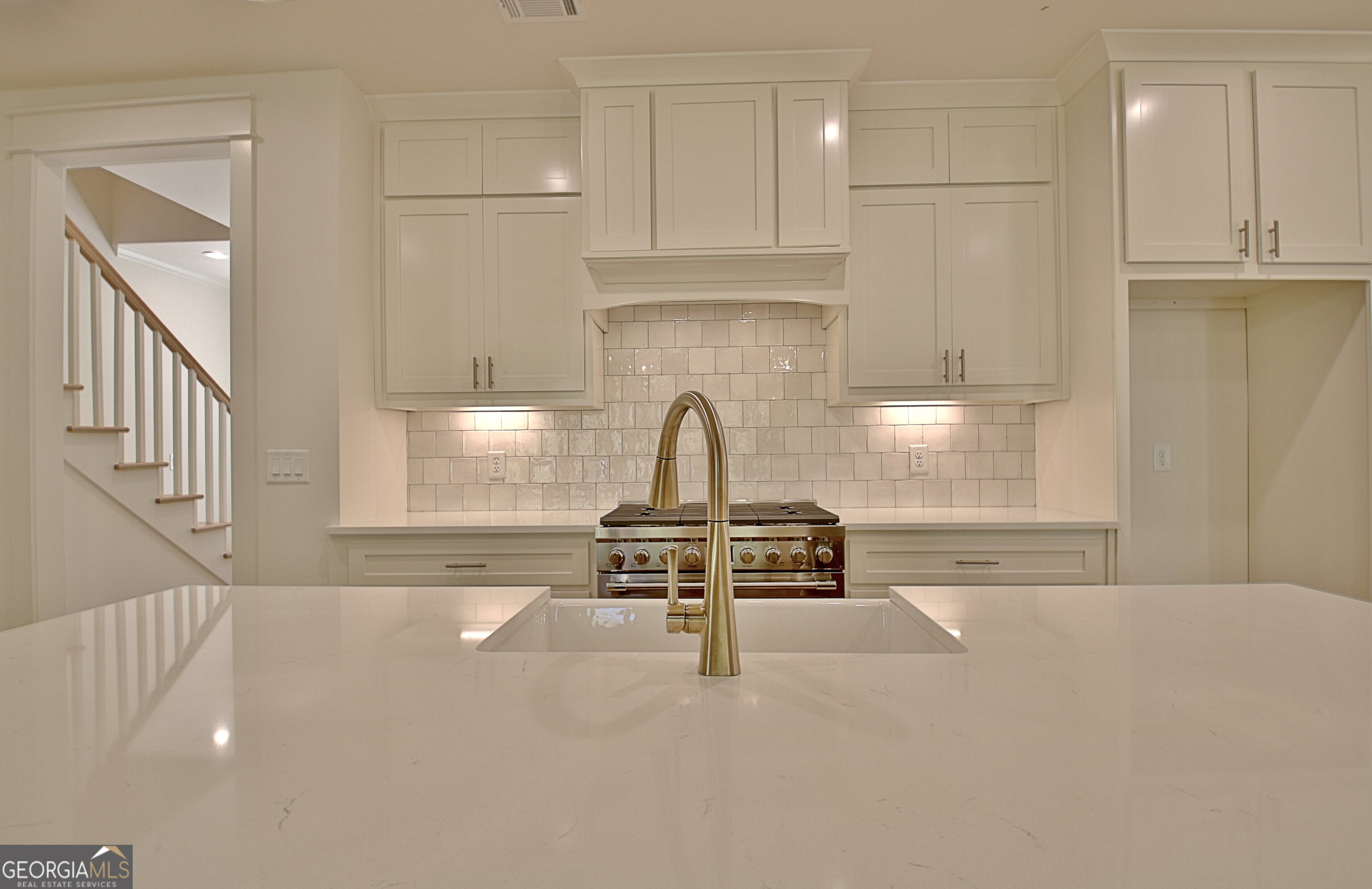 Moreland, Georgia 30259, United States, 4 Bedrooms Bedrooms, ,4 BathroomsBathrooms,Residential,Pending,78377