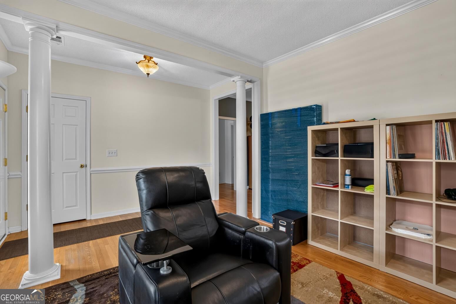 527 Sugarloaf DR