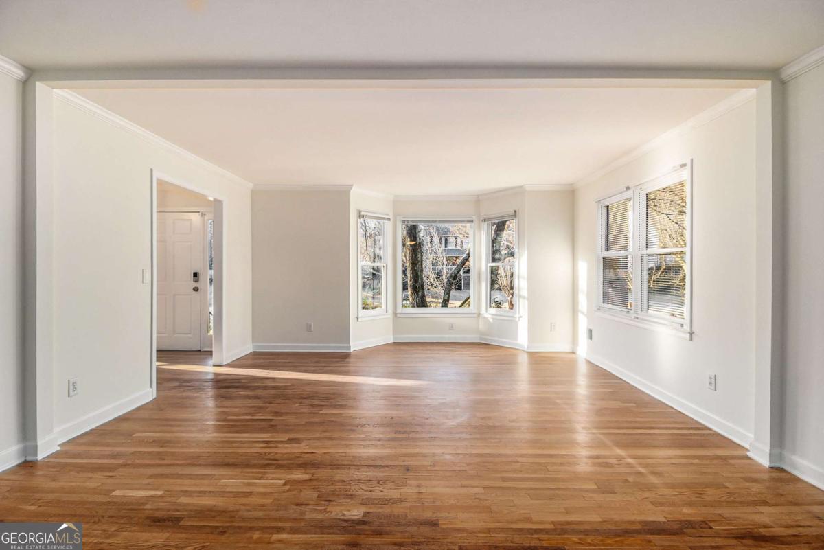 930 Camden Hill CT