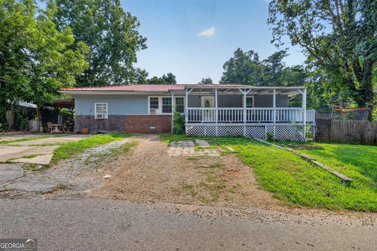 2321 Pine Circle DR