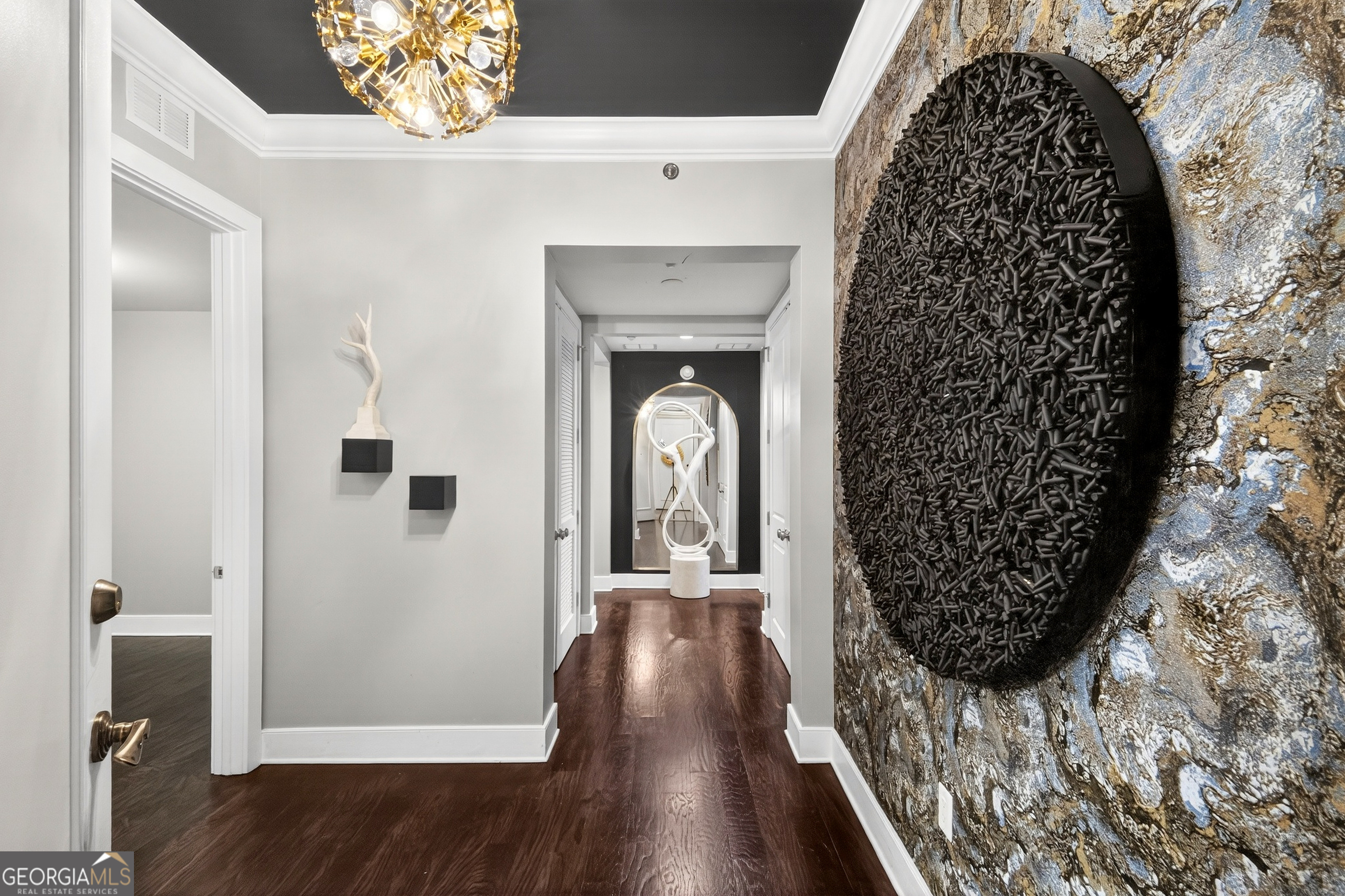 3630 Peachtree RD NE 2404