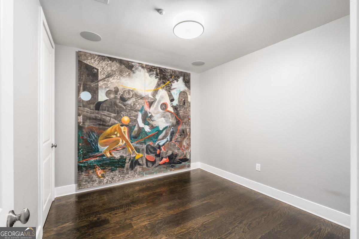 3630 Peachtree RD NE 2404