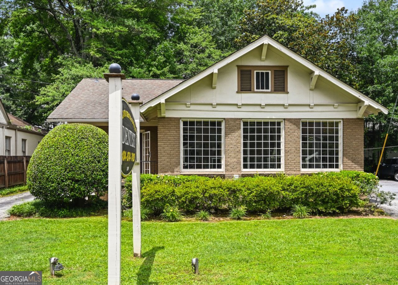 Turnkey Dental Office in Prime Atlanta Location 624 Piedmont Ave NE, Atlanta, GA Fully operational dental office in one of Atlanta's busiest corridors. This established practice features multiple operatories, updated equipment, private offices, and a welcoming reception area. High visibility on Piedmont Ave with strong signage and ample parking. Perfect for an owner-user or investor seeking immediate income in a medical office setting. Minutes from Midtown, Buckhead, and I-85. Now Available - Schedule a Private Tour