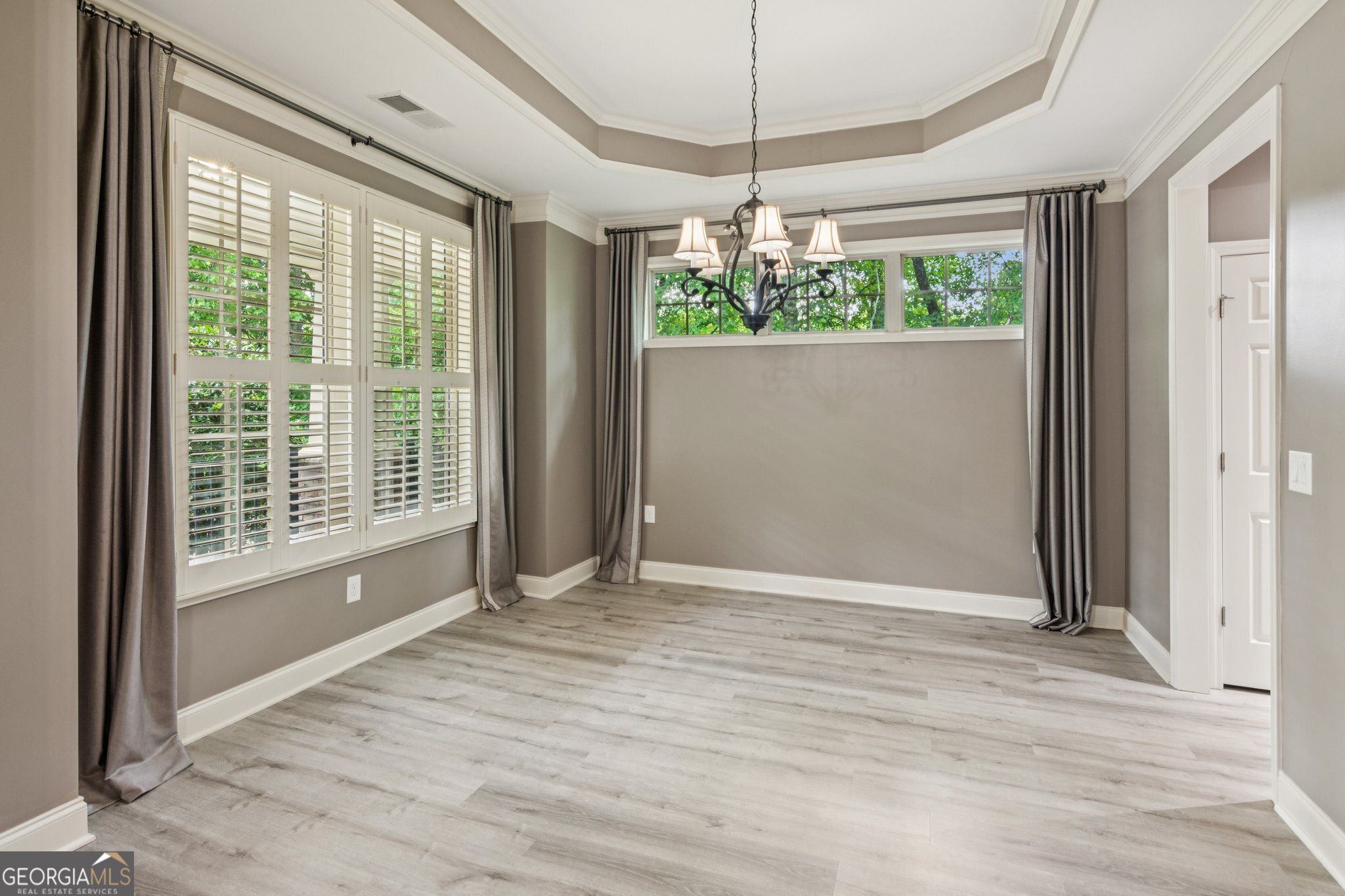328 Shade Tree CIR