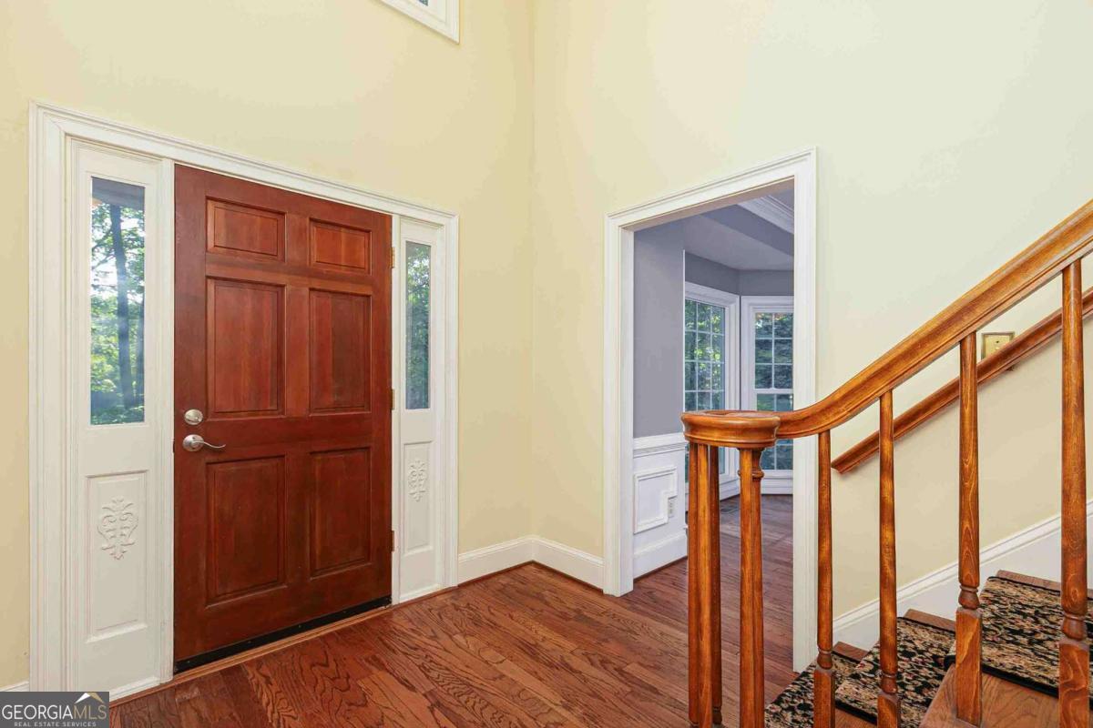 386 Collegiate DR