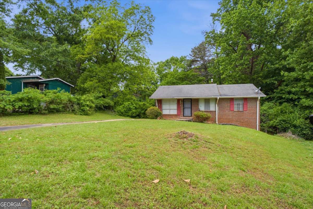1947 Grange DR SE