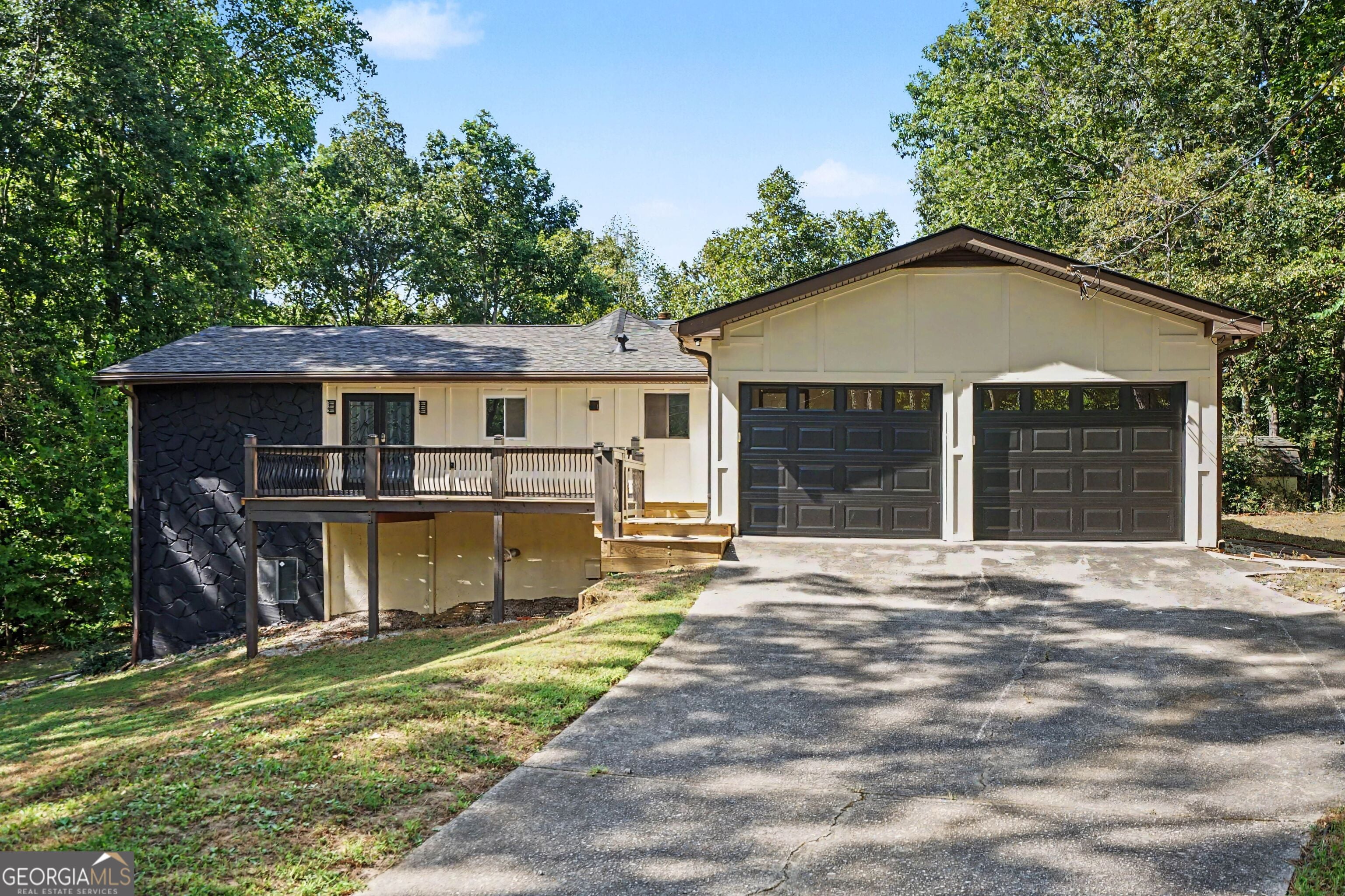 1276 Brooks RD
