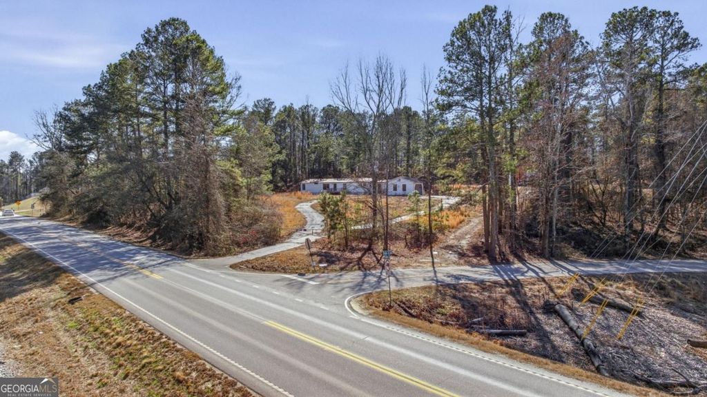 Photo of 3004 Candler Road, Gainesville, GA 30507 (MLS # 10694257)