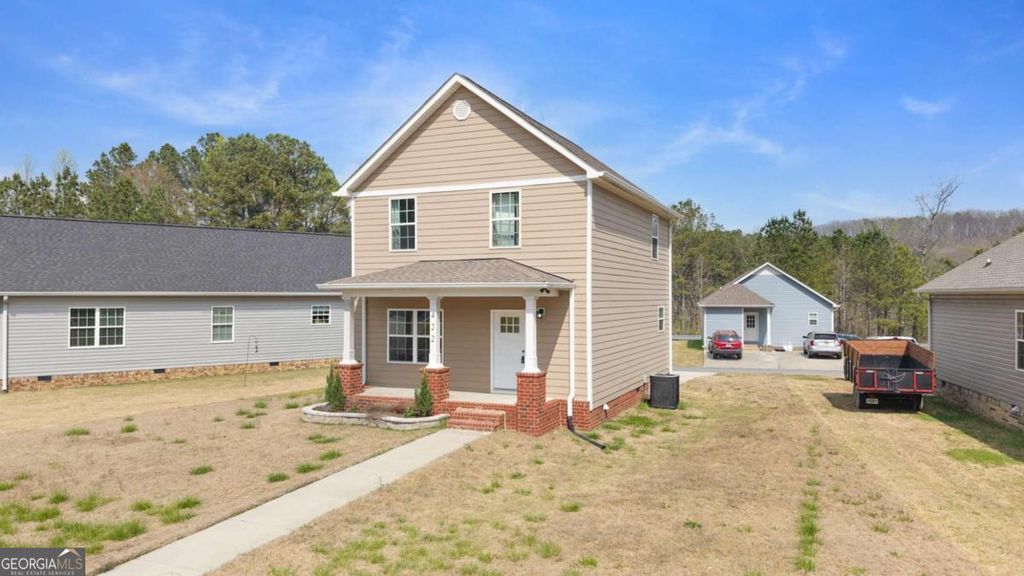 Photo of 422 Coahulla Creek Drive, Dalton, GA 30721 (MLS # 10722567)