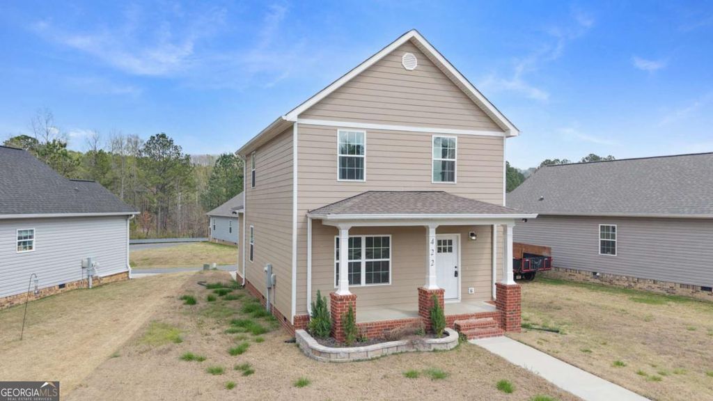 Photo of 422 Coahulla Creek Drive, Dalton, GA 30721 (MLS # 10722567)