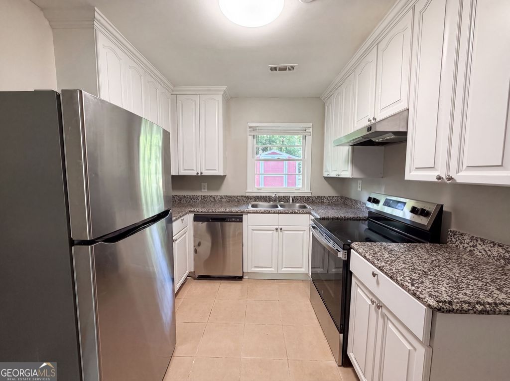 Photo of 1848 Pinedale Place, Decatur, GA 30032 (MLS # 10812721)
