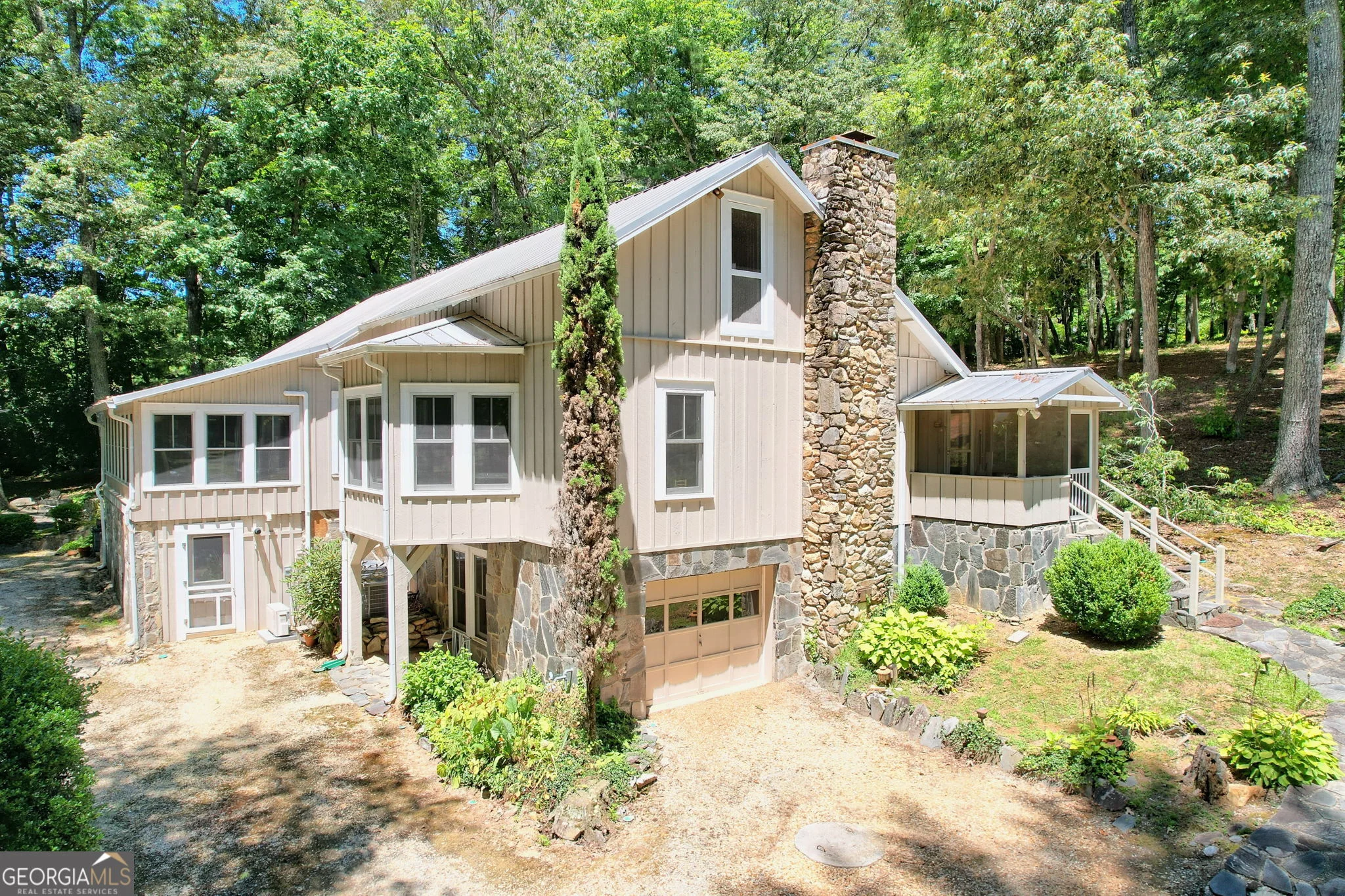 208 Colony Road