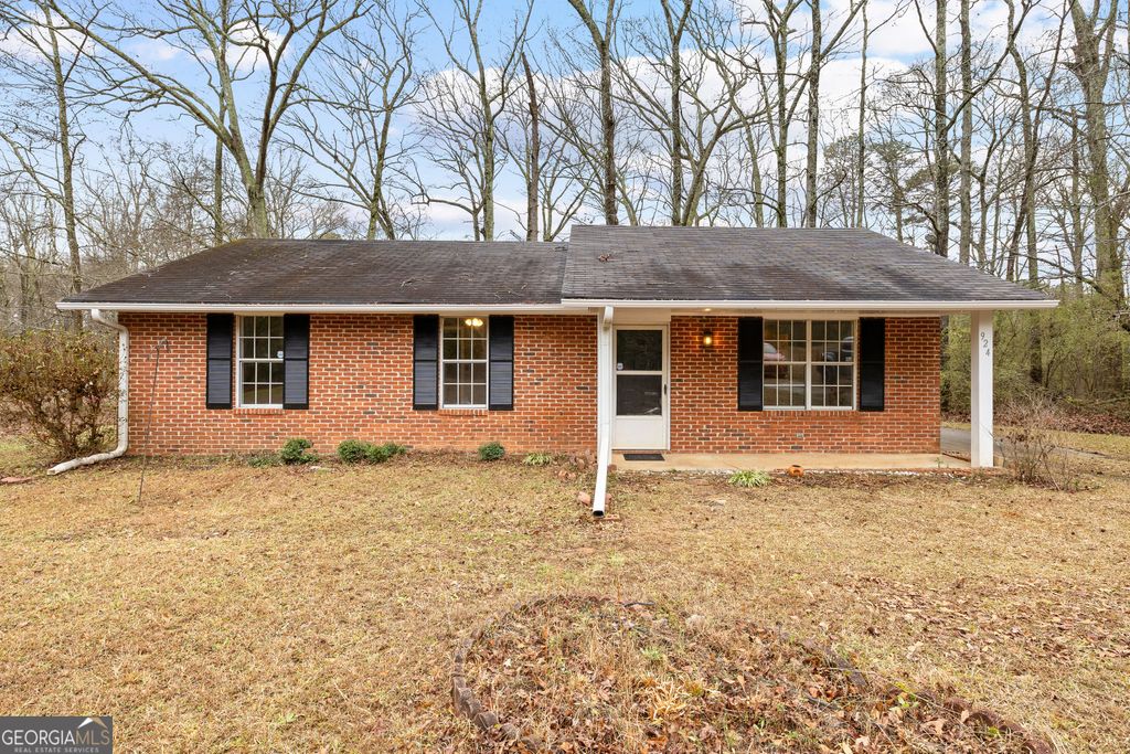 Photo of 924 Polk Road, Moreland, GA 30259 (MLS # 10679588)