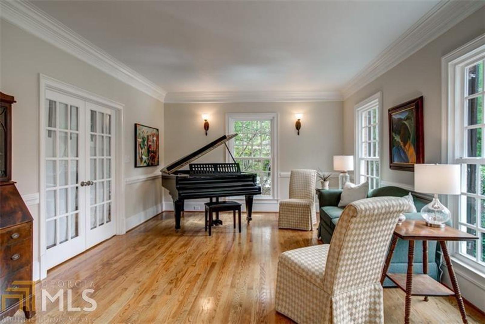 Sandy Springs - Residential
