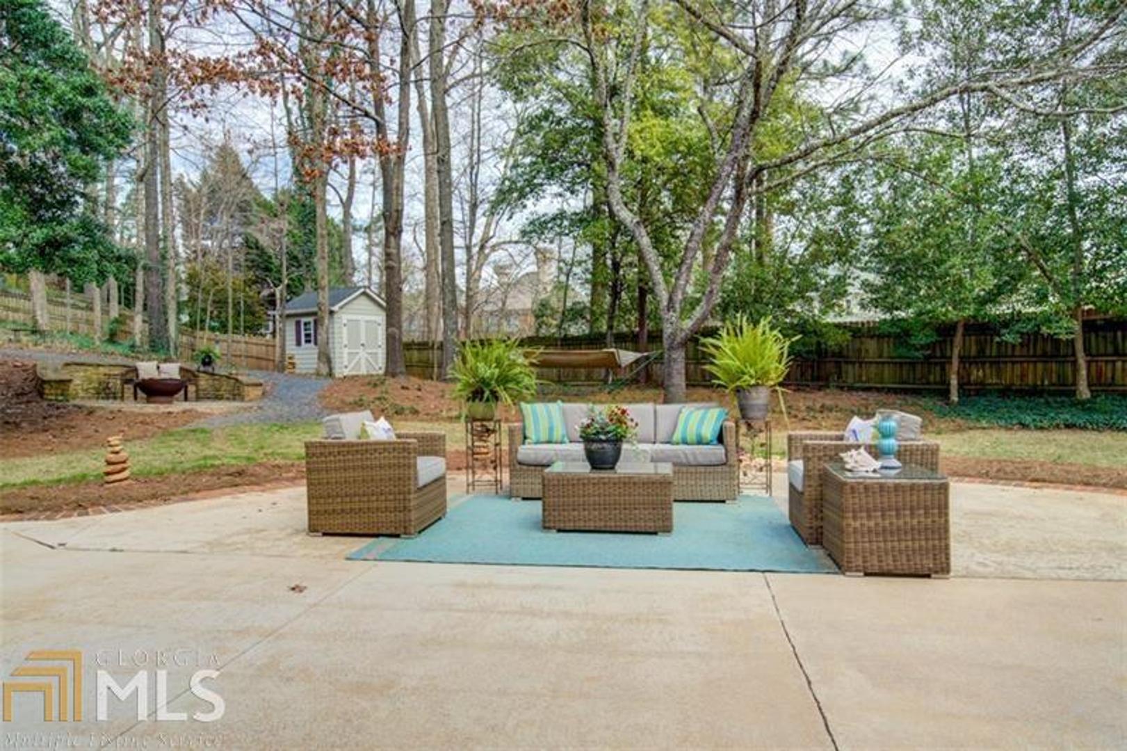 Sandy Springs - Residential