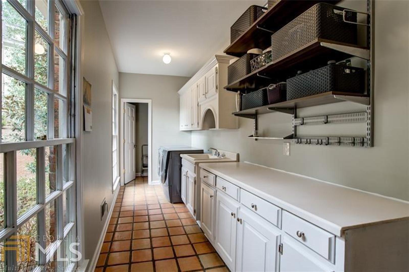 Sandy Springs - Residential