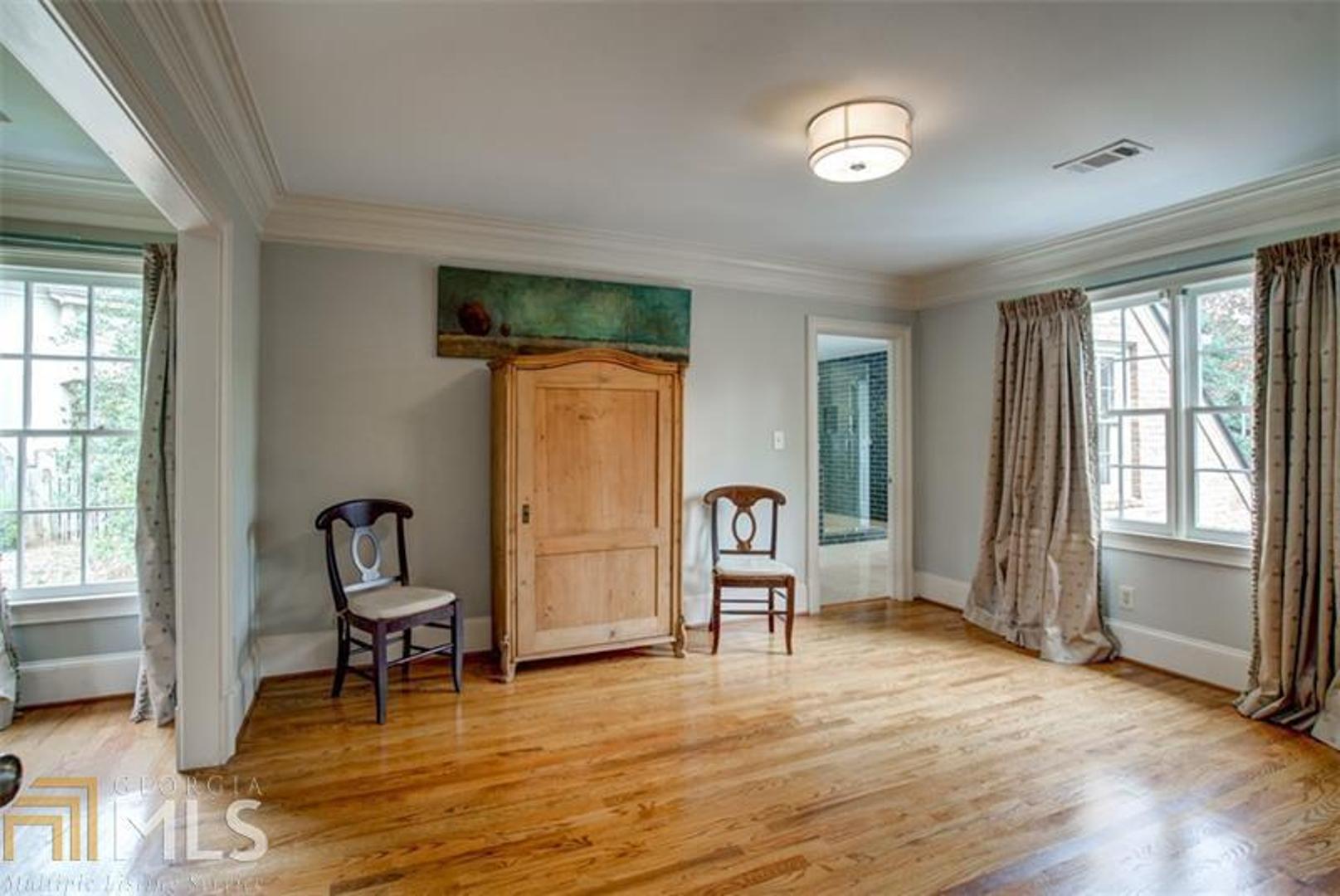 Sandy Springs - Residential