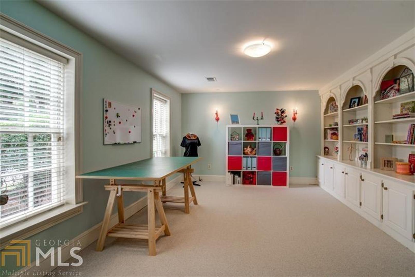 Sandy Springs - Residential