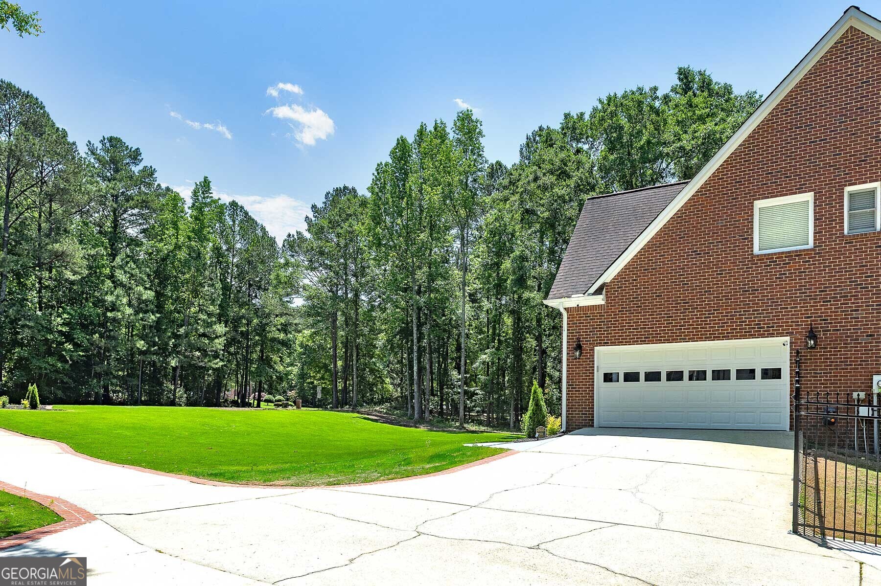 Lake Dow Estates - Residential