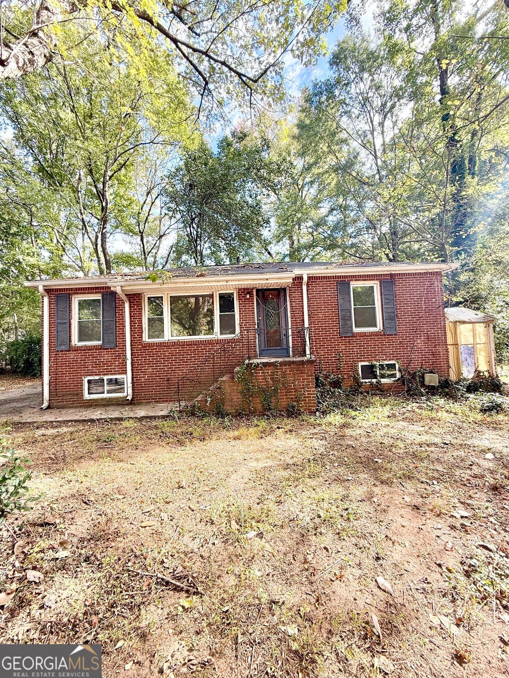 Photo of 1948 Oak Valley Road, Decatur, GA 30035 (MLS # 10880643)