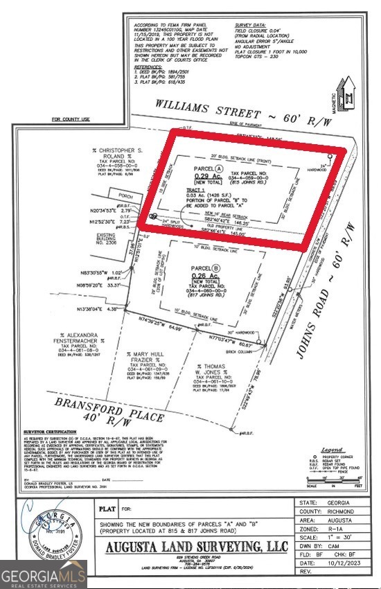 Rare Corner Land lot available in Summerville at Johns Rd and Williams Street. Excellent opportunity in close proximity to schools, restaurants, and shopping.