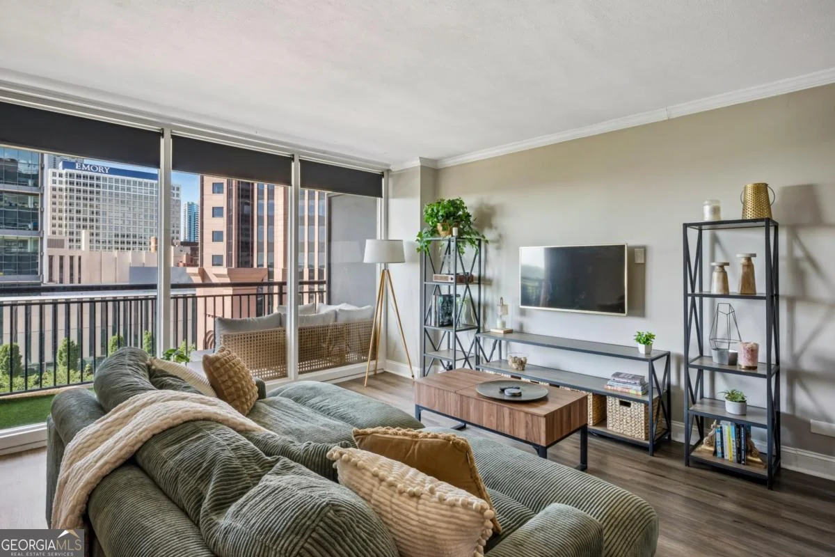 620 Peachtree Street NE Unit 908