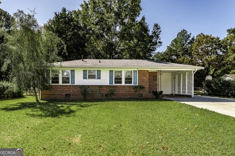 Photo of 135 Benton Drive NW, Rome, GA 30165 (MLS # 10630232) Photo of 135 Benton Drive NW, Rome, GA 30165 (MLS # 10630232)