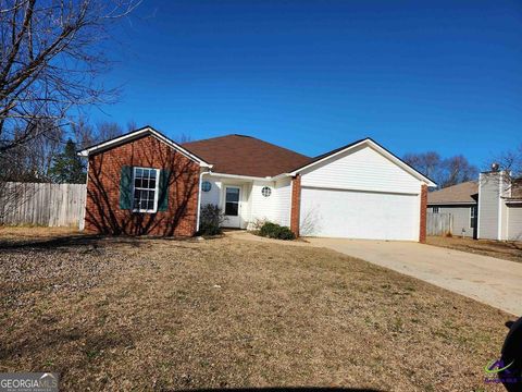 A home in Warner Robins