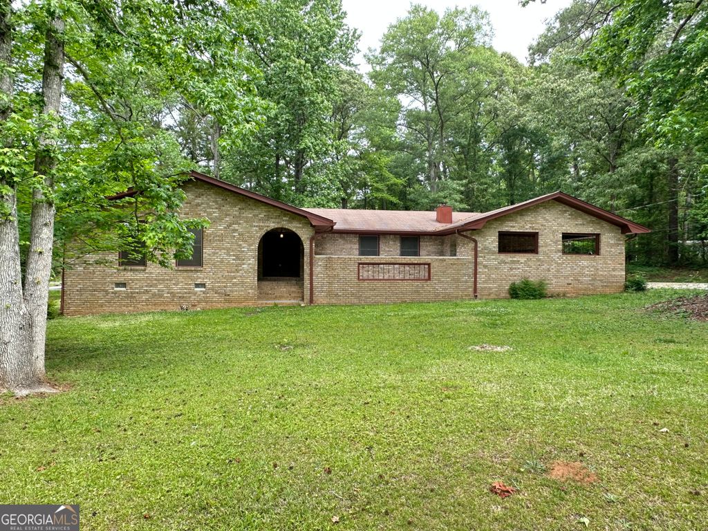 Photo of 14 Bittersweet Lane, Newnan, GA 30263 (MLS # 10770993)
