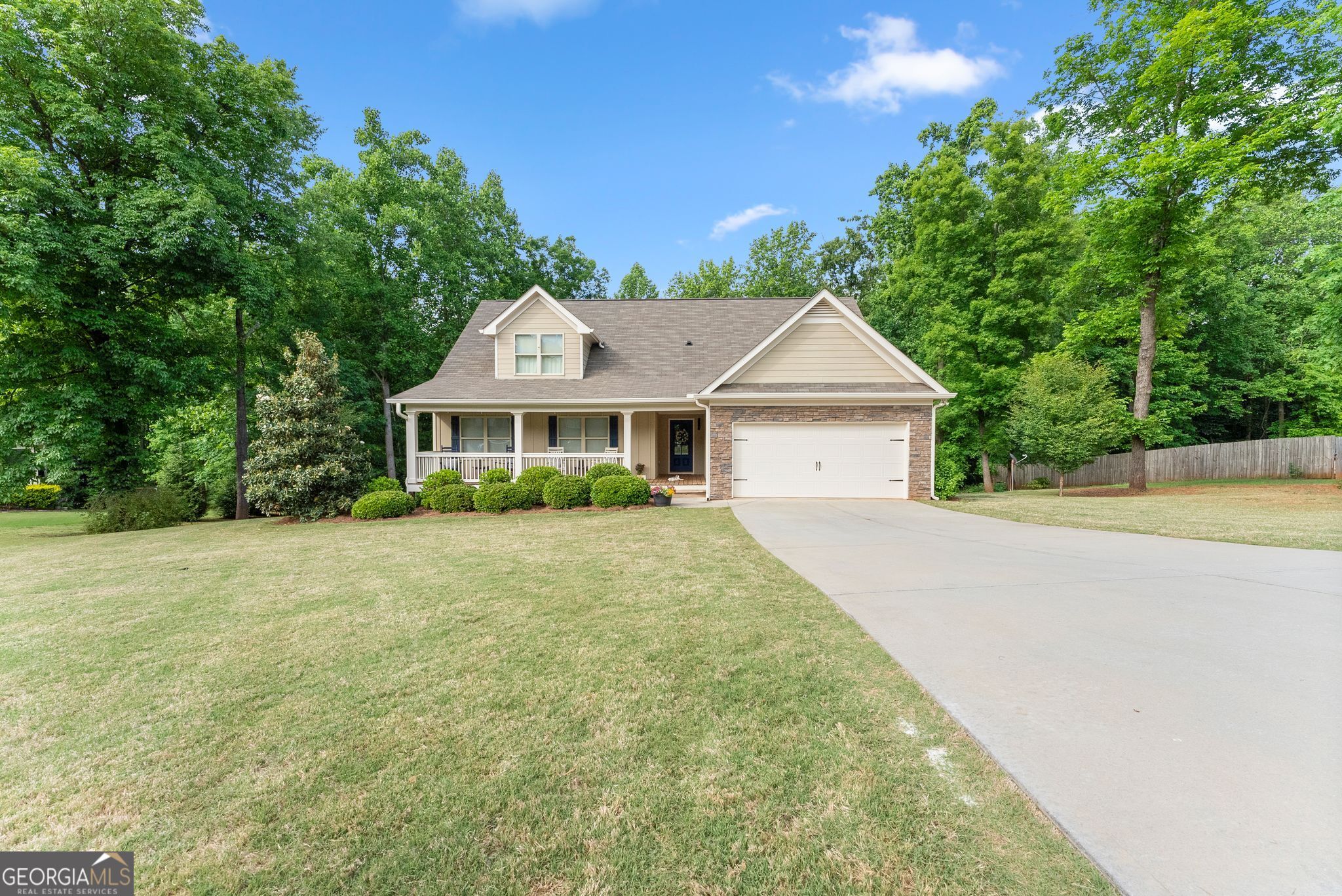 170 Fair Oaks CT