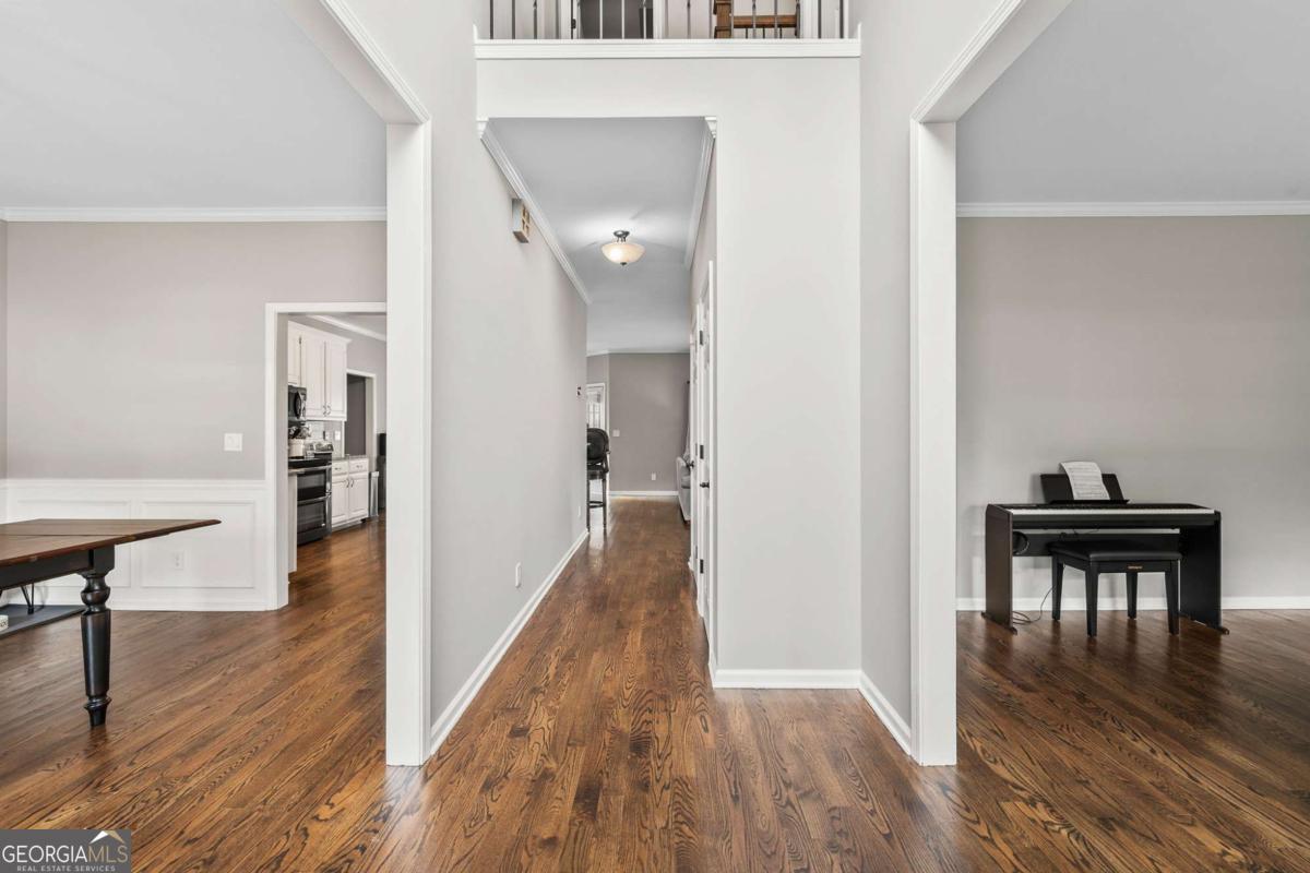 435 Ruby Forest PKWY