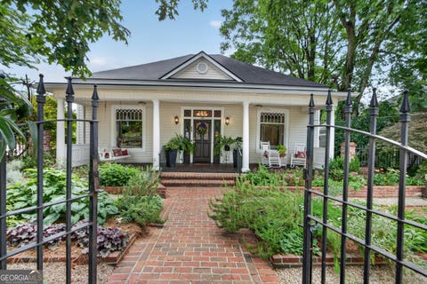 Tiny photo for 401 E 4th Avenue, Rome, GA 30161 (MLS # 10790969)