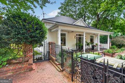 Tiny photo for 401 E 4th Avenue, Rome, GA 30161 (MLS # 10790969)
