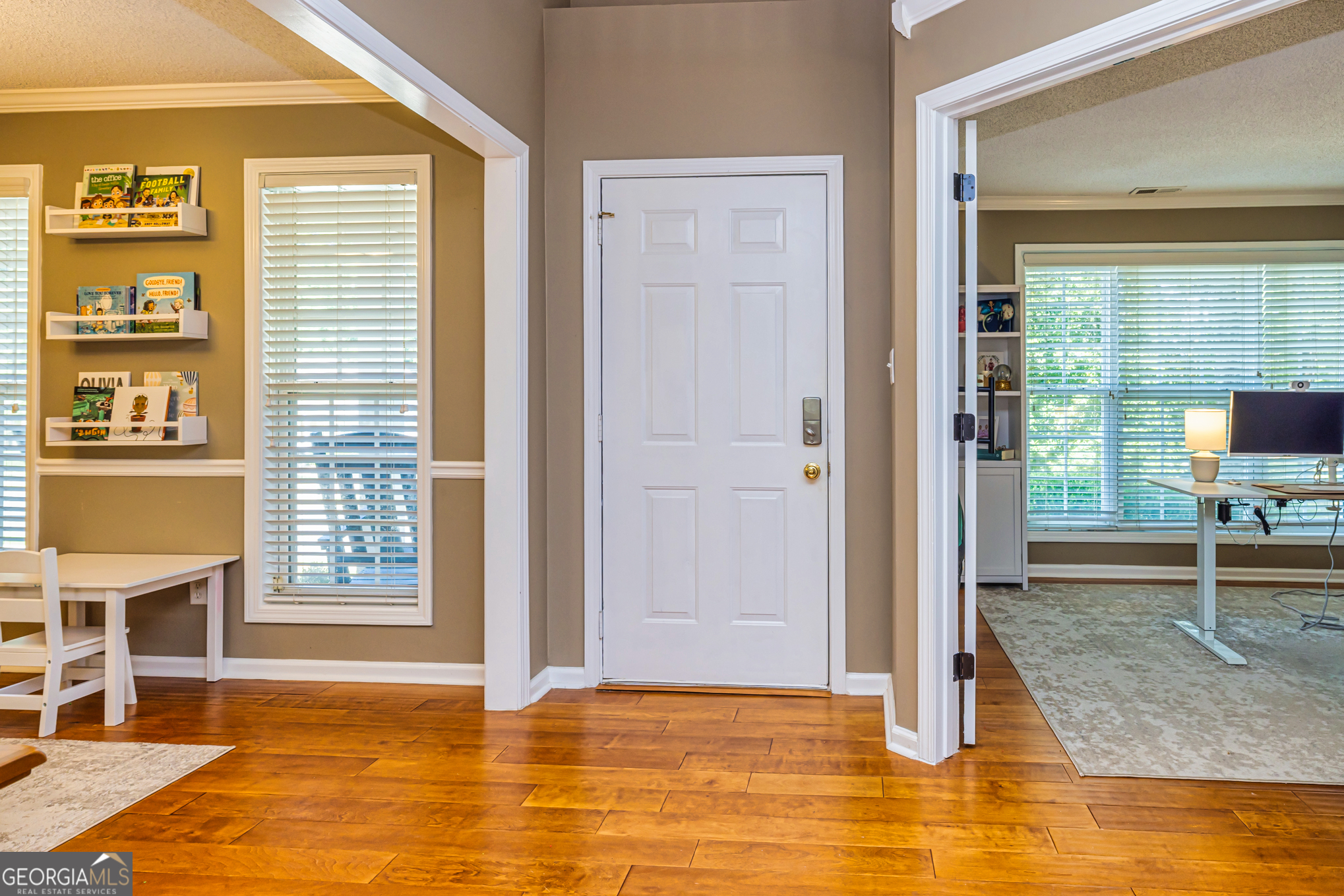3 Avondale CIR