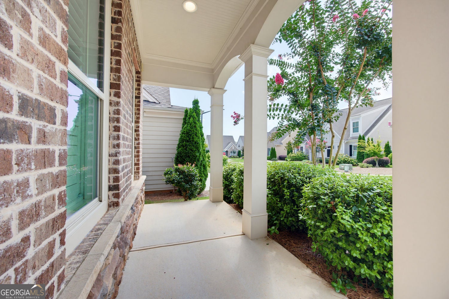 333 Little Pine LN