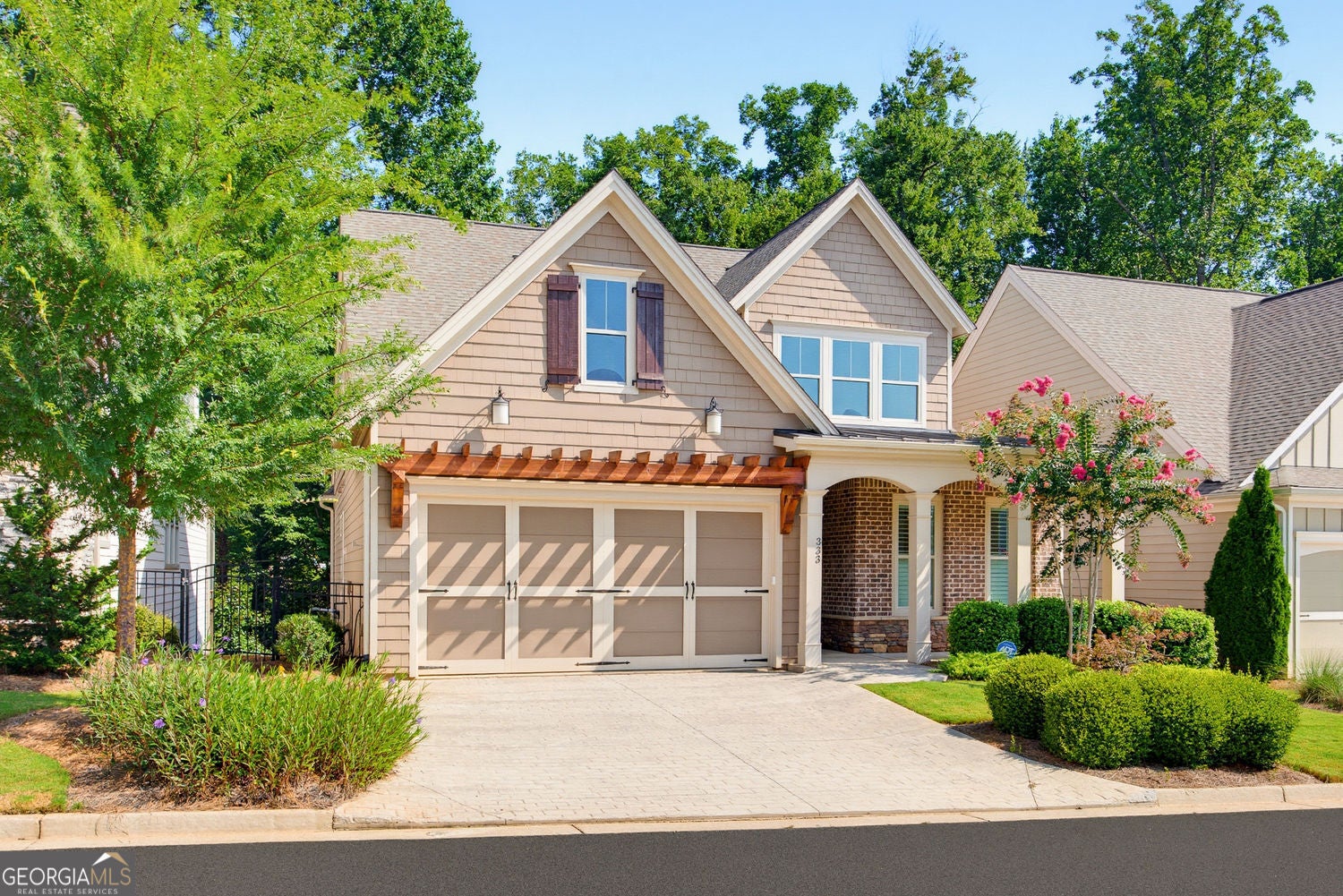 333 Little Pine LN