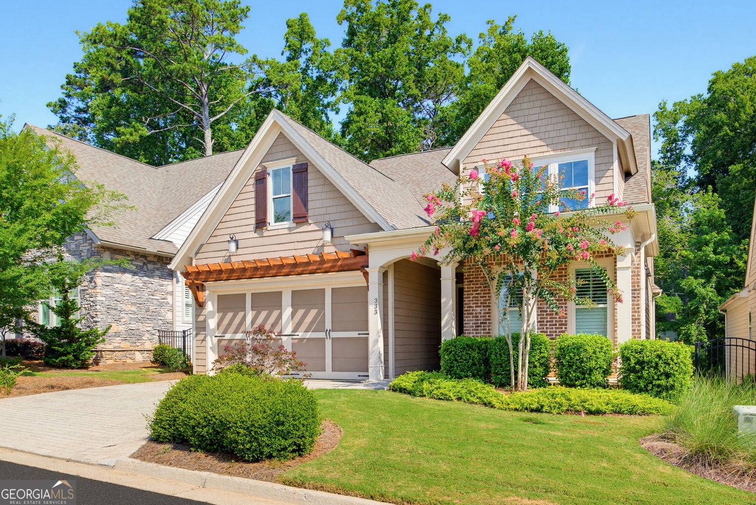 333 Little Pine LN