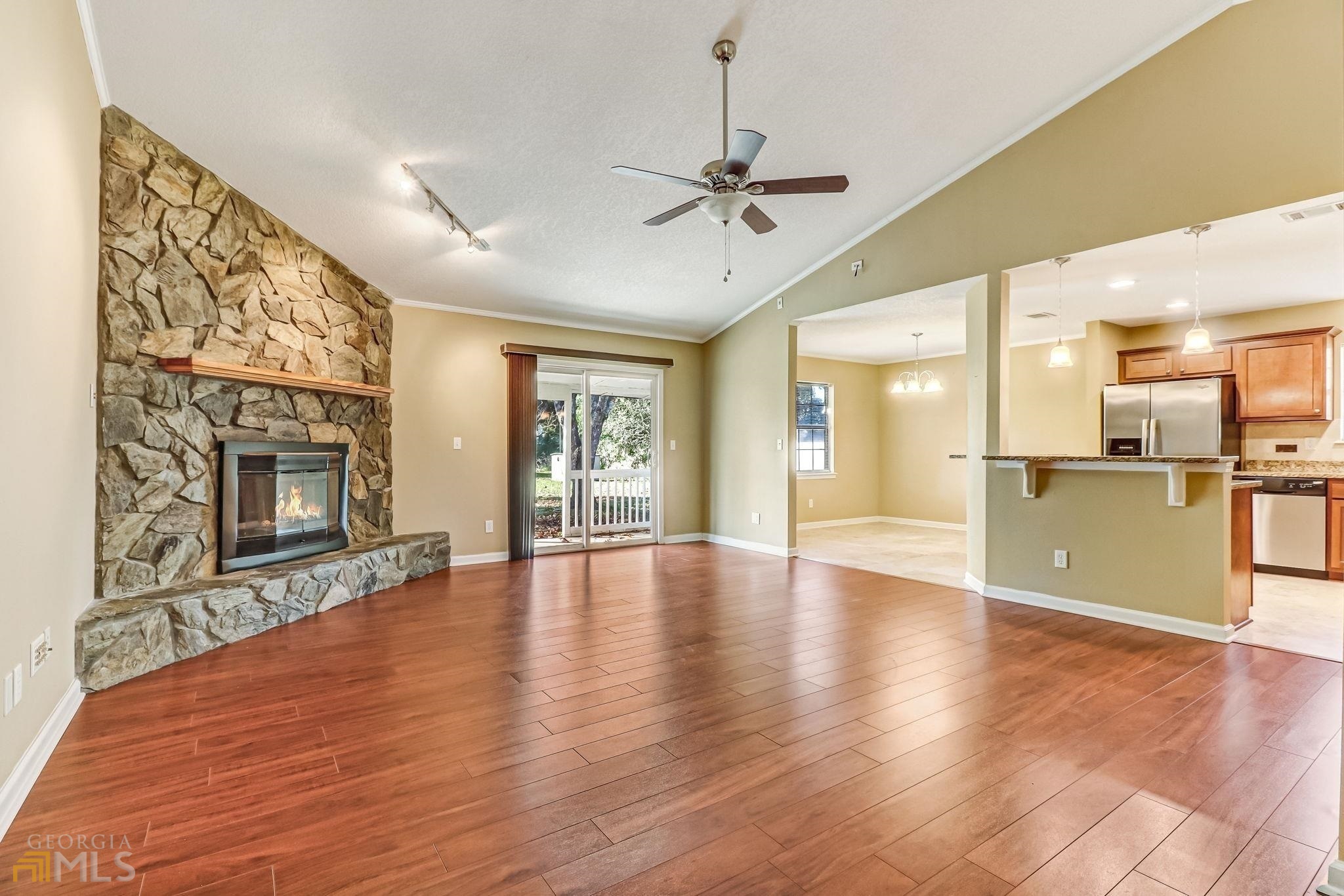 FOXWOOD - Residential