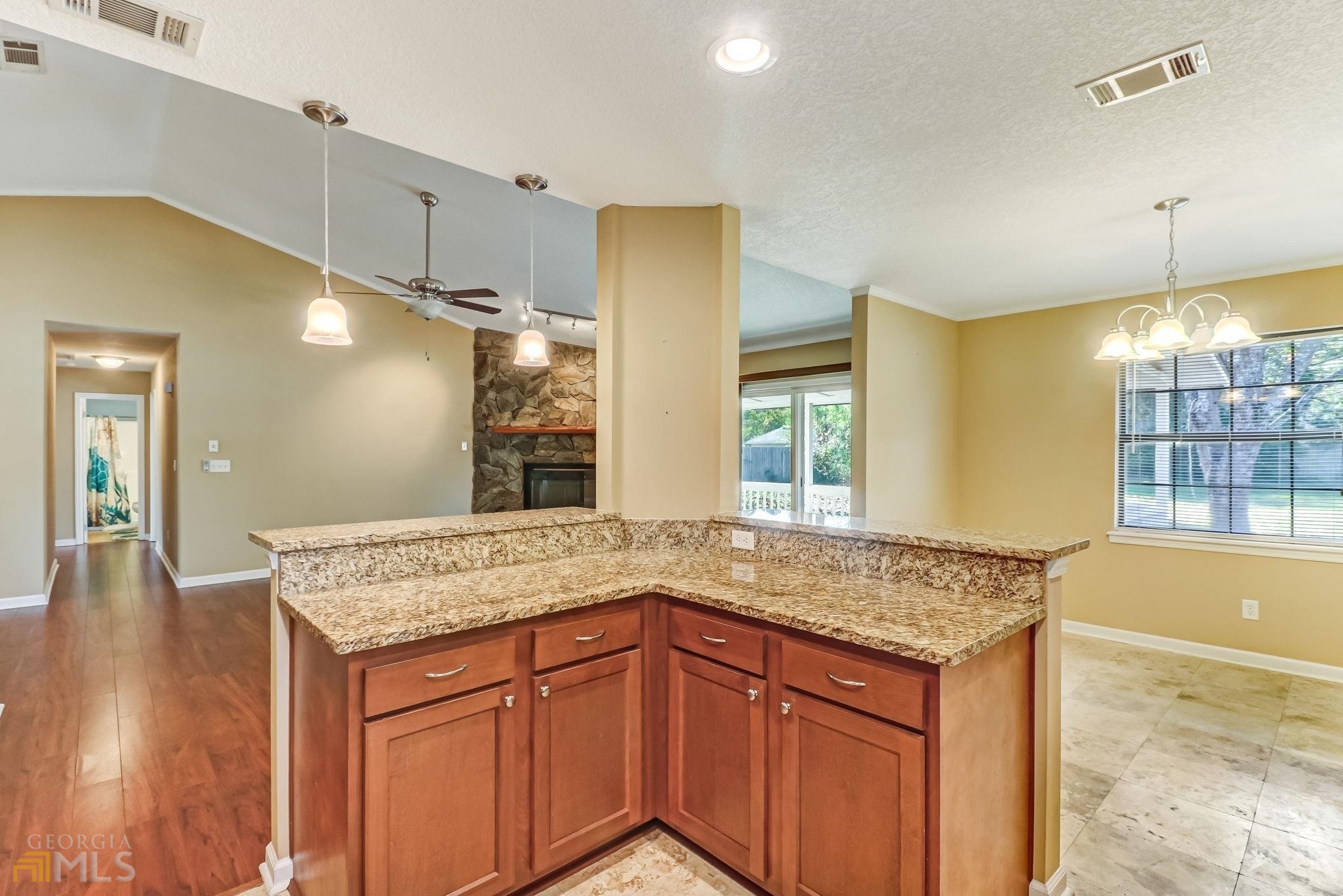 FOXWOOD - Residential