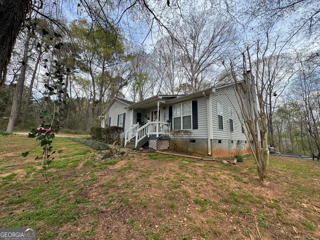 Photo of 644 Parham Road, Griffin, GA 30223 (MLS # 10717416)