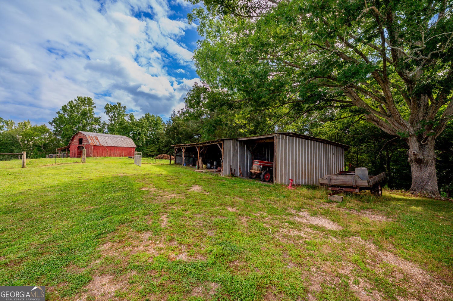 794 Halls Valley RD