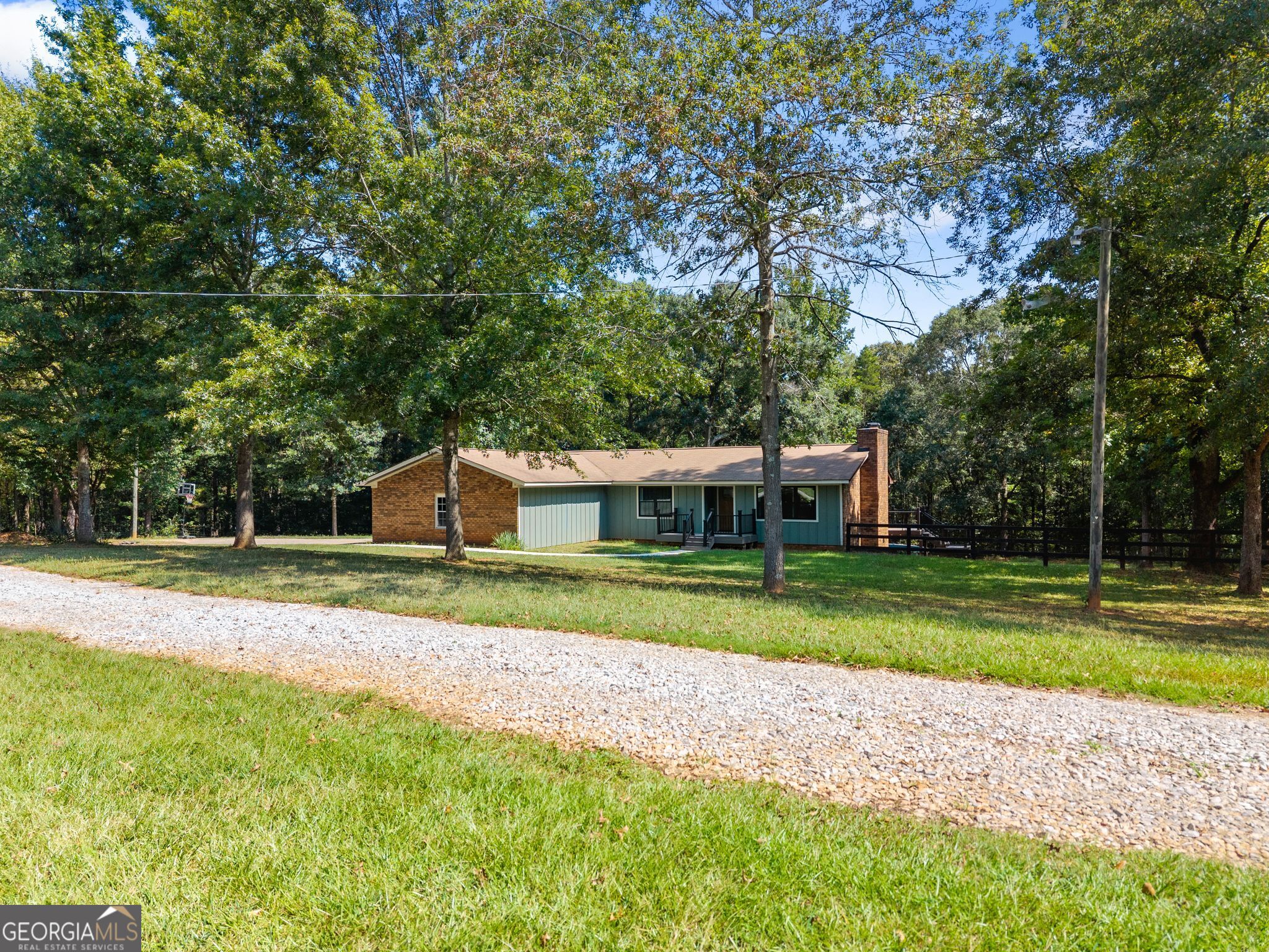 1556 Fred Goss RD