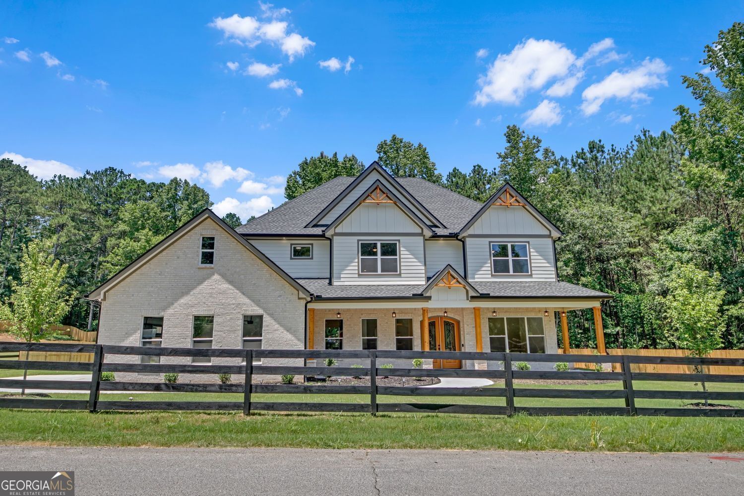 1461 Leach DR