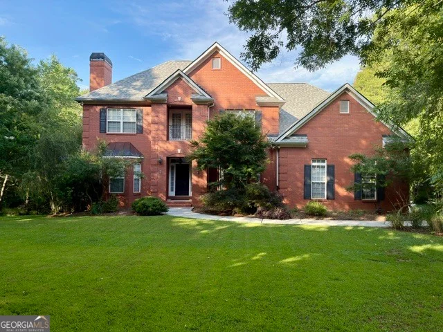 12216 Edgewater Drive